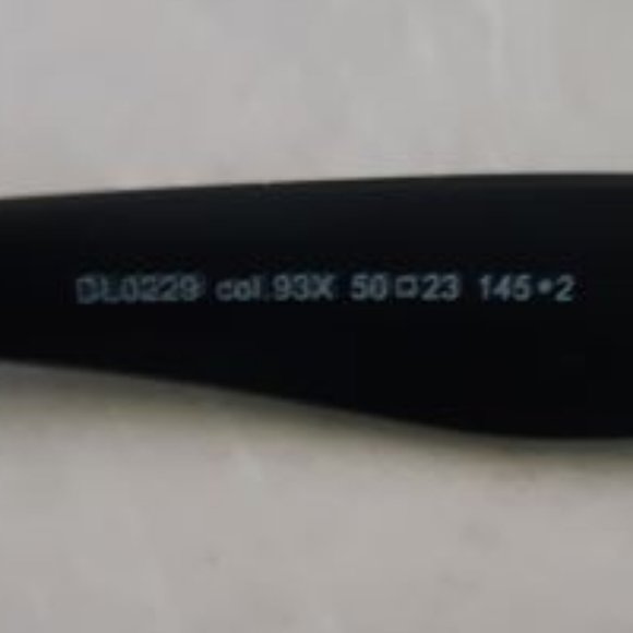 Diesel Unisex Sunglasses - Picture 7 of 8